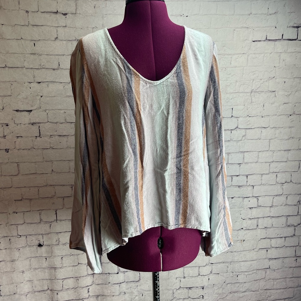 Cloth and stone Anthropologie size medium striped long sleeve shirt